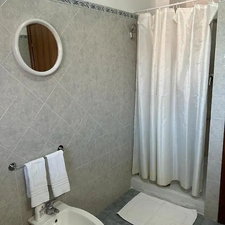 Nina Con Posto Auto דירה