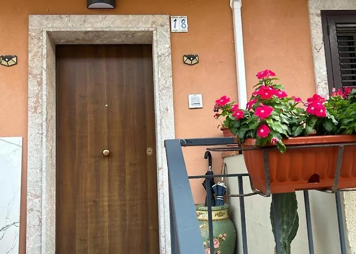 Nina Con Posto Auto Apartment